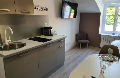 "Le Petit Paradis" au Centre Ville d'Oyonnax - Foto 46