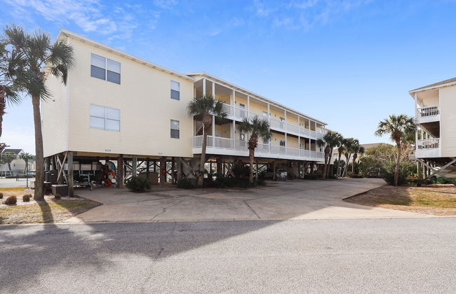 SPC 4133 Beautiful Tennis Court 2 bedroom with free beach set up for 2 by RedAwning - Foto 58