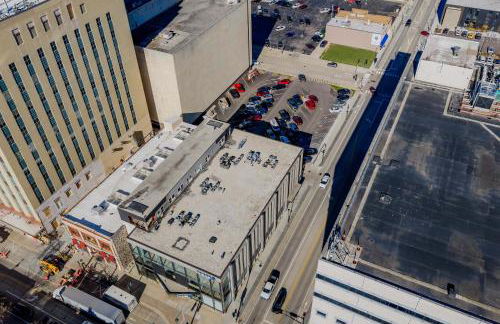 Penthouse City Overlook 2BR Apartment - free parking - Foto 12