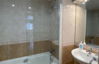 Apartamento Vigo 3Hab 6PAX WiFi PARKING Playa a 8 mins ツ by Rias Baixas Rentals - Foto 24