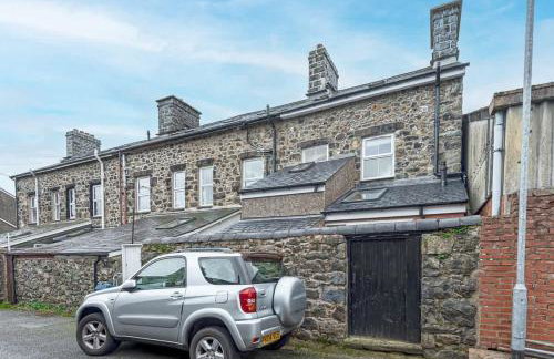 Glanrhyd Townhouse in Central Dolgellau with Parking and Bike Storage - Photo 39