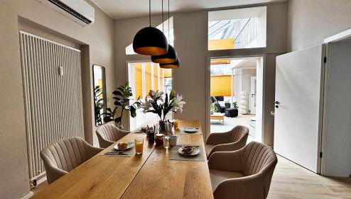 Sonnenplatz mit Parkplatz - Zentral und Elegant - Foto 1