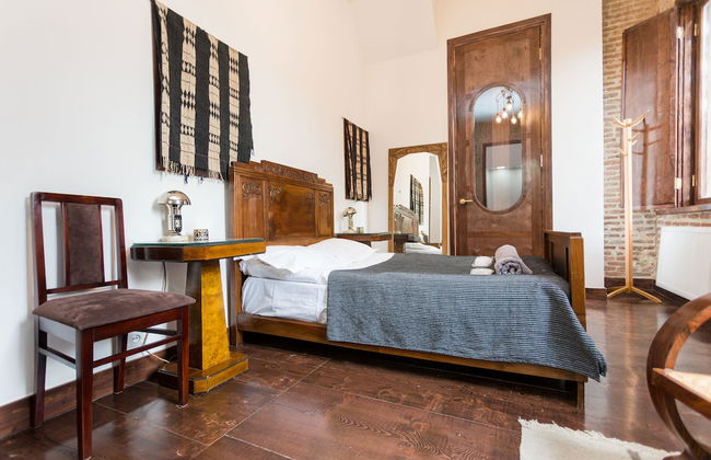 Castle in Old Town - Photo 8