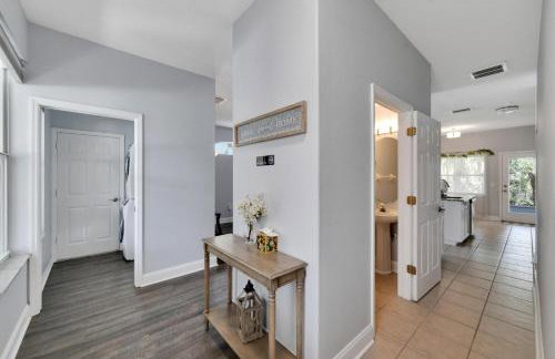 Spacious 3BR Family Home Near Sponge Docks - Foto 39