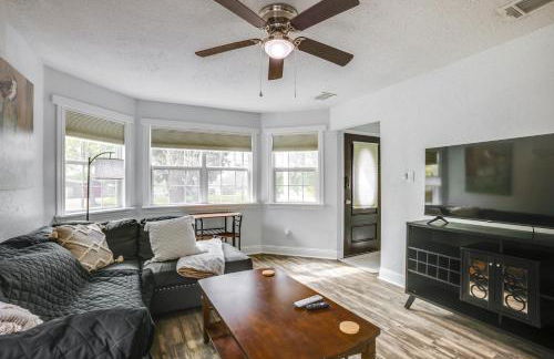 Less Than 1 Mi to Downtown Conroe Charming Apartment - Foto 2