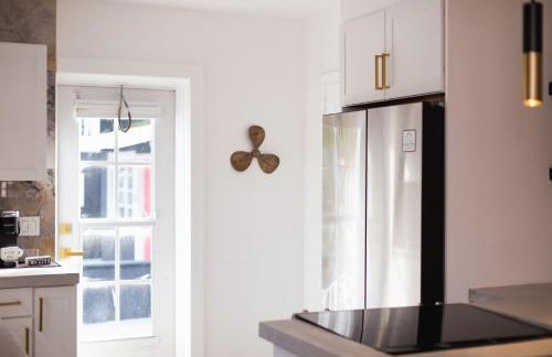 Spacious 3br 2ba Cottage Steps to Water & Downtown - Foto 6