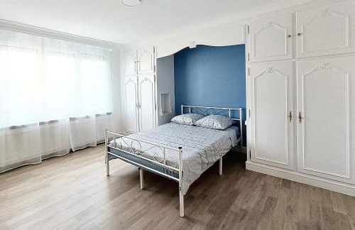 Majestueuse maison à Bondy - 200 m² - 10 pers. & parking - Foto 2