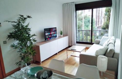 Apartamento amplio, luminoso y confortable CC - Foto 6