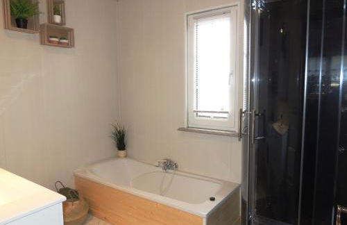 Au Chalet Bain Nordique neuf indépendant calme assuré - Foto 27