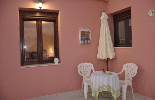 House For Rent In Apostolous - Foto 2
