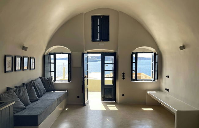 Firaoldport Caldera Sea & Volcano View - 2 Joined Houses - Photo 1