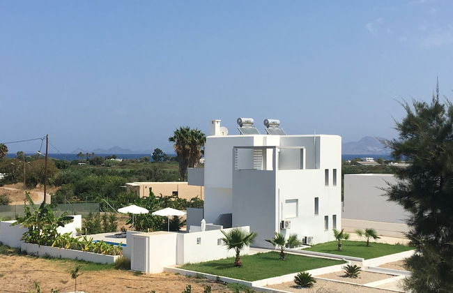 Lilu Villa 2 With Private Pool - Photo 32