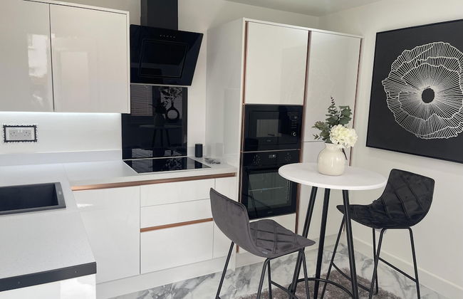 Modern-luxury 1bedroom-ensuitebathroom-garden-wifi - Foto 1