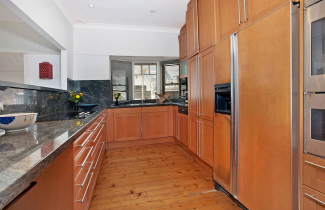 Beach House - Photo 23