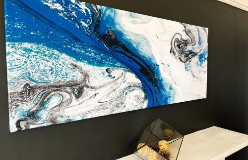 A Spacious Flat with Character - Private Car Space - Foto 17