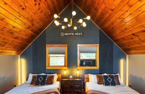 Sunset, Lake and Mtn View, Theater, Hot Tub, Xbox, Close to Sunday River - Foto 71