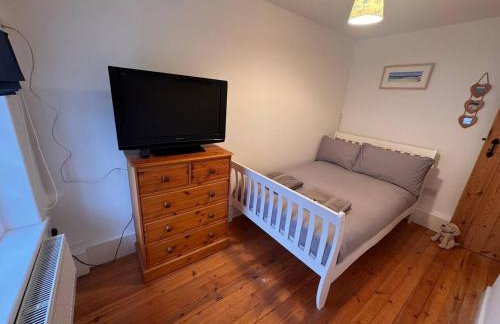 3 Double Bed Character Cottage in Quiet Hamlet - Photo 7