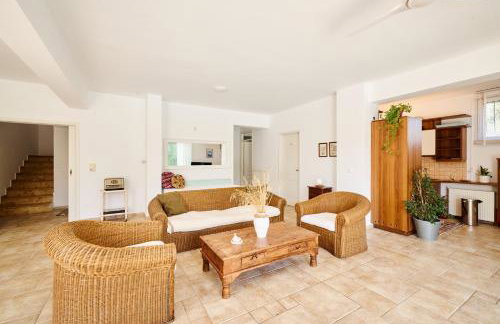 Olive Retreat - Photo 24