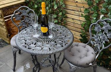 Cedar Barn - Nantwich, with Hot Tub - Foto 19