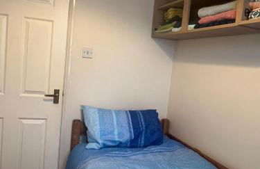 Spacious 4 bed Farnborough AirShow - Foto 19