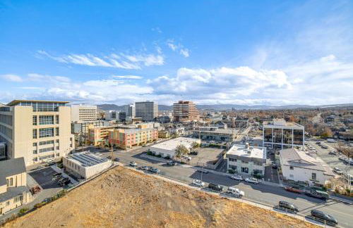 Luxe Dtwn Reno Penthouse about 3 Mi to Casinos! - Foto 21