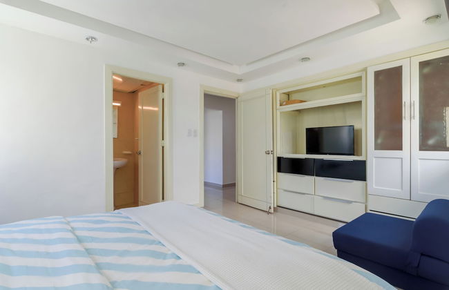 Oceanfront Condo in Ave. España Sleeps 8 - Foto 13