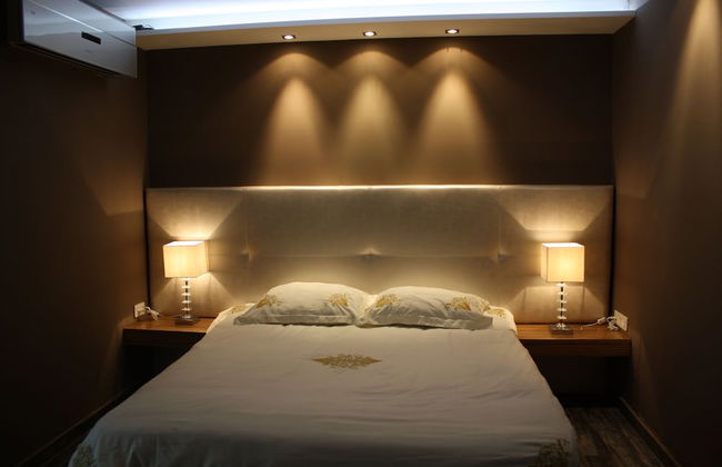 Rich Luxury Suites - Photo 1