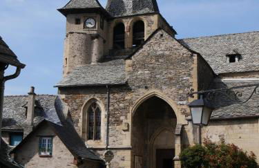 Village 17 gites, Piscine, Restaurant , 2 gites avec SPA, 4km de Conques - Photo 11