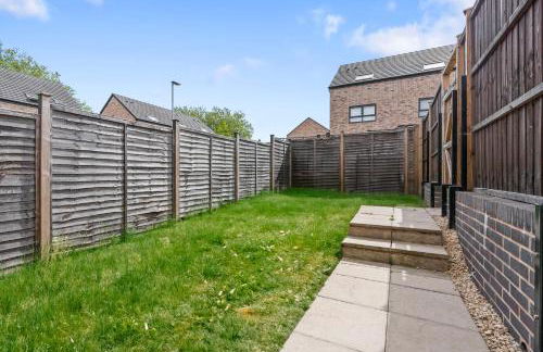 Lotus Haus - Wellington Homes - 4 BDR With Gated Parking - Foto 38