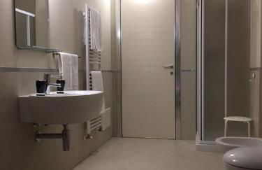 RESIDENZA VIRGILIANA SUITE con terrazza-Centro Storico - Photo 13