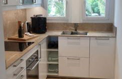 APARTMENT MARINA CALADOR HARBOURVIEW AIR CONDITION POOL GARDEN TERRASSE PORTO CARI spectacular location - Foto 15