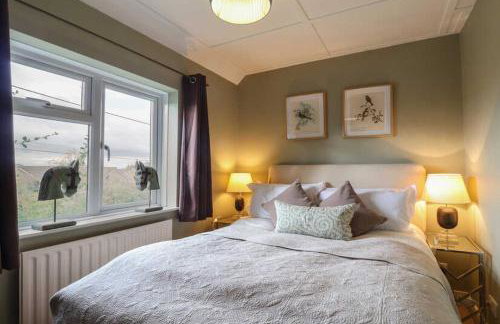 King Arthur's Rest House, Hot Tub & Garden Sleeps 10 - Foto 42
