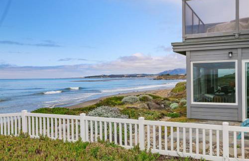 Star of the Sea Oceanfront Escape w Views - Foto 1