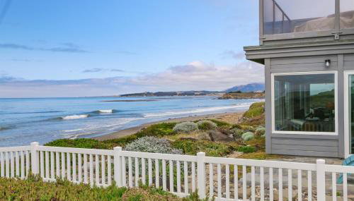 Star of the Sea Oceanfront Escape w Views - Foto 1