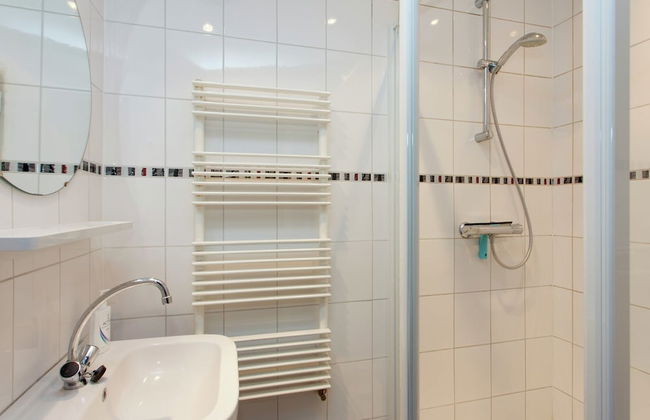 Bungalow in Nes on Ameland With Spacious Terrace - Foto 13