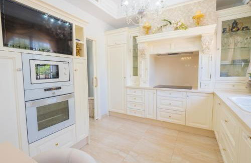 Cubo's Villa Bellavista La Jona & Heated Pool - Photo 42