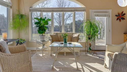 Large Home with Indoor Basketball Court and Game Room! - Foto 5