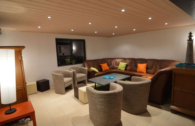 Sourbrodt Stay With Pool - Photo 13