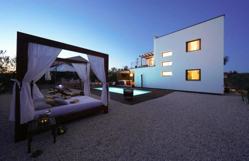 Villa Suncica with Heated Pool, Jacuzzi and Bikes near Zadar - Foto 10