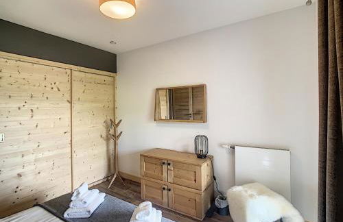 Demi-chalet de luxe avec piscine et vue Mont Blanc - FR-1-560-71 - Photo 5