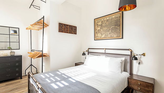 Contemporary Victorian Studio - Photo 4, Room