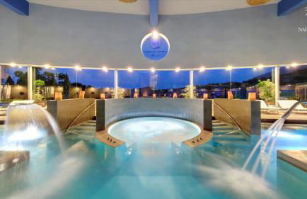 Mara's Apartments Higuerón West - Garden Villa - 246 m2 of Private Terrace & Garden - Like a House - Foto 45