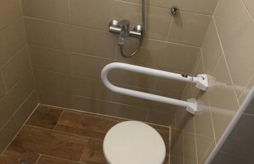 Prvinski Akvarel - Foto 14