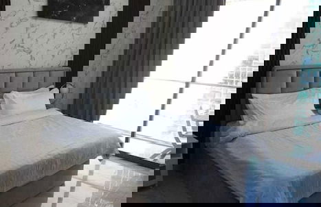 Luxury Furnished Apartment - Damac Tower - Foto 11