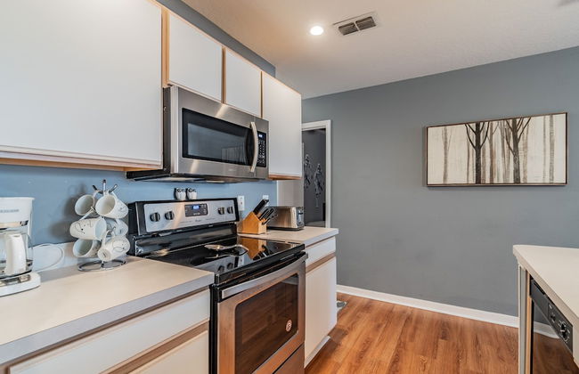 Near Theme Parks! Fabulous 3 BR Home, Star Wars Children's BR, Pool! - Foto 11