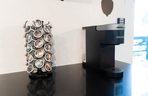 Updated Mountain Cabin Retreat with 180 views off Deck and Balcony - Foto 28