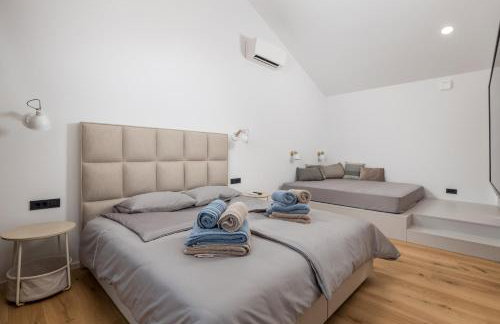 Villa 1 with Pool Soline, Krk, 280 m from beach, by 4Villas - Foto 36