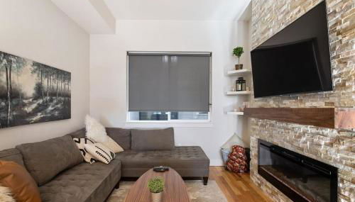 2 BDR Home Roof Deck plus Walk to Broncos and Sloans Lake - Foto 3