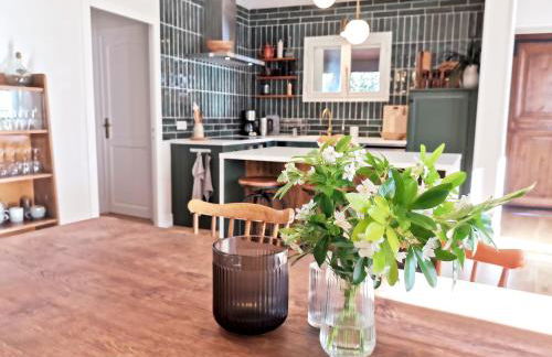 La Diligence, gîte de caractère au cœur d'Arbois - Foto 4