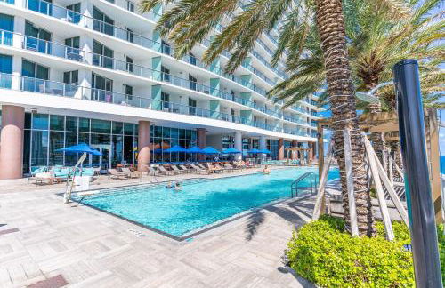 Luxury Living on the Beach with Resort Amenities - Photo 14